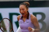 6-2、6-3，郑钦文2-0横扫晋级冲冠，法国网球公开赛夺得2连胜